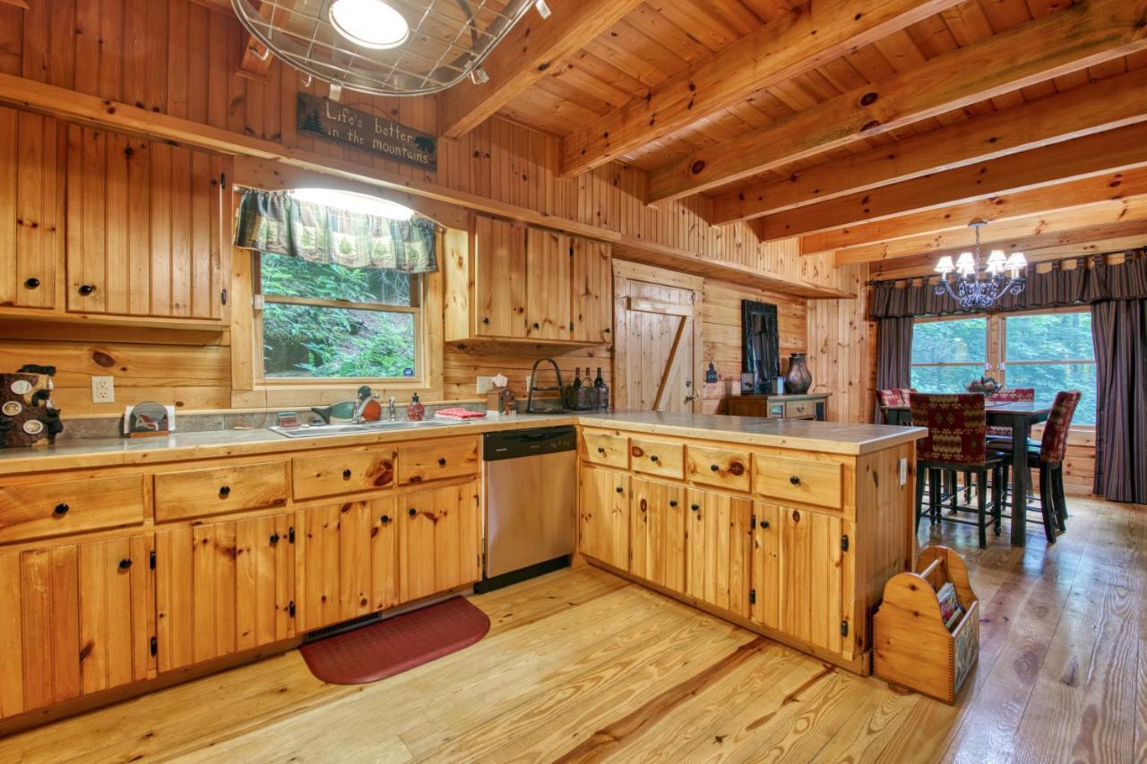 Forest Hideaway Maggie Valley Dış mekan fotoğraf